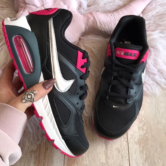 NWT Nike Air Max IVO - Picture 4 of 7